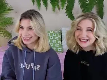 Offline pinkadele on Chaturbate