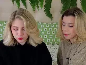 Offline pinkadele on Chaturbate