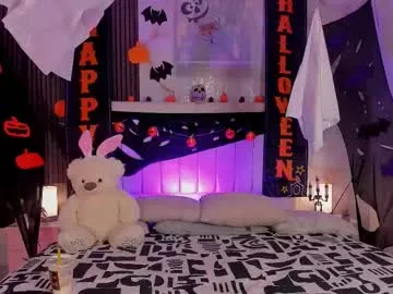 Freechat pinky_peach_ on Chaturbate