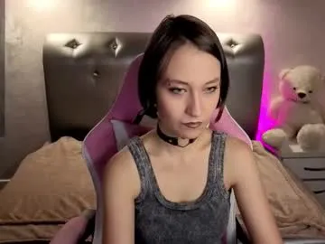 prettiest_winsor — GOAL: Show my ass in panties [22 tokens remaining] hi all ! ready to play ?;) #18 #petite #skinny #cute #teen