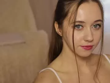 Freechat pretty_princess_elina on Chaturbate