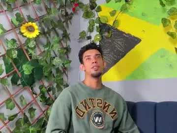 Offline prince_arthur77 on Chaturbate