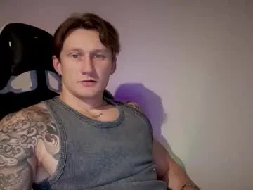 prisoner77_390 — Cum at  - Goal: My first Goal [3970 tokens left] #muscle #young #cum #fitness