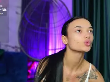 Offline rachelravee on Chaturbate