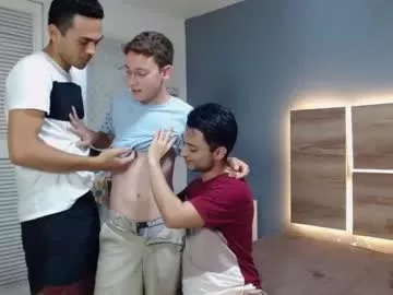 Offline ravingxxmads on Chaturbate