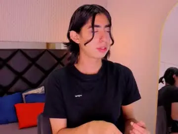 Offline ryo_fem on Chaturbate