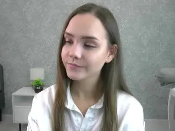 Away sara_whooops on Chaturbate