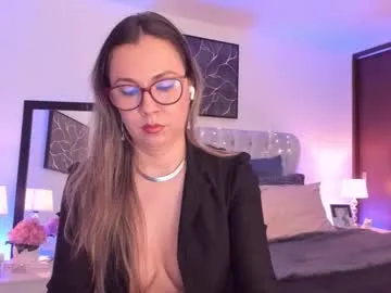 sarhamccormick on Chaturbate