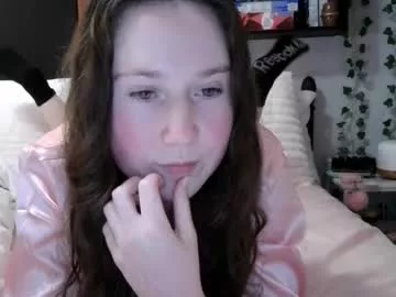 Offline sexystephanie04 on Chaturbate