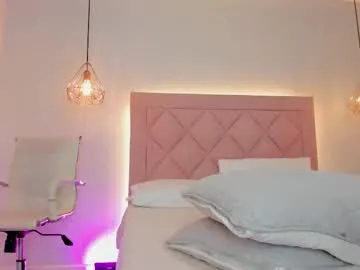 shadahi on Chaturbate