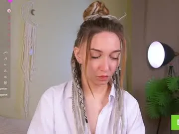 Offline sinfulfairy on Chaturbate