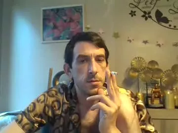 Offline skinnybigcock2 on Chaturbate