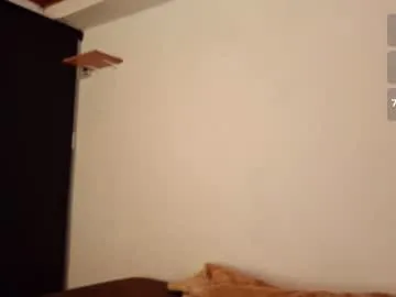 Freechat skyamber8v2 on Chaturbate