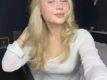 Offline skyeveil on Chaturbate