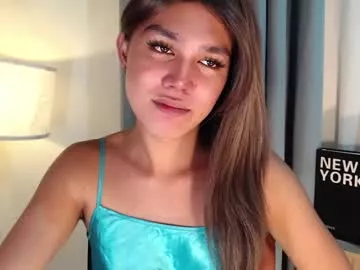 Offline skyllerkent on Chaturbate