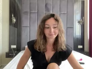 Offline smiling_riddle on Chaturbate