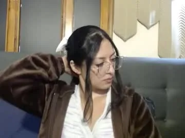 Offline sofia_white3 on Chaturbate