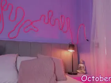 Freechat sofly_s on Chaturbate