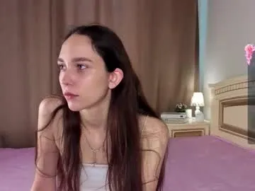 Offline softiedream on Chaturbate