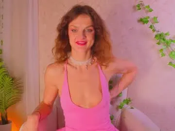 Offline sophia_dreamy on Chaturbate
