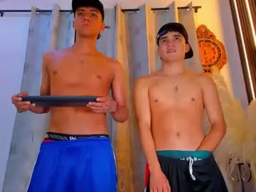 Freechat stiiveen_24cm on Chaturbate