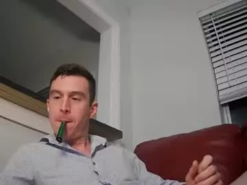 Offline str8stuntcox on Chaturbate