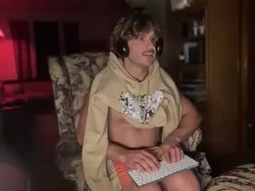 Offline straightishd on Chaturbate