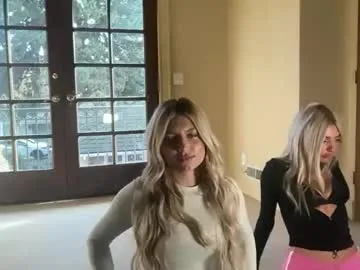 summerclarke2 — 3.5k flash tits #new #18 #innocent  [1219 tokens remaining]