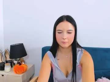 Offline taliasensitive on Chaturbate