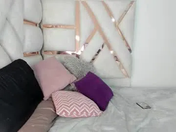 Offline thesquadsex04 on Chaturbate