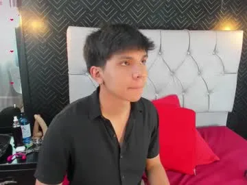 Offline thiago_kozak on Chaturbate