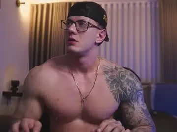 Group thomas_falcon1 on Chaturbate