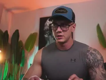 Group thomas_falcon1 on Chaturbate