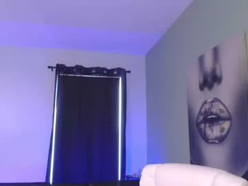 Offline tiabellaxxx on Chaturbate