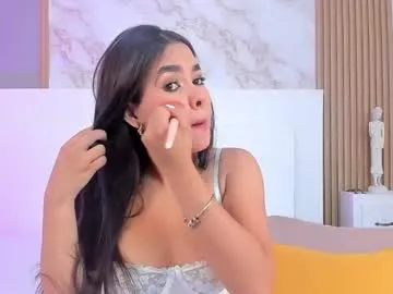 Offline tianaglow4 on Chaturbate