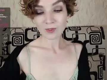 Offline tinawincee on Chaturbate