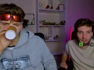 Offline travis_wolf_ on Chaturbate