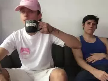 Offline twinksguys360 on Chaturbate