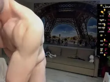 Offline ukgymboy on Chaturbate