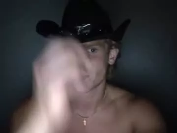 Offline urfavcowboy69 on Chaturbate
