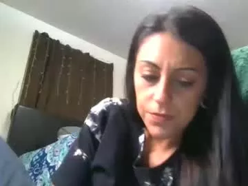 vee2345 on Chaturbate 