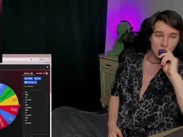 Offline vincent__strong on Chaturbate