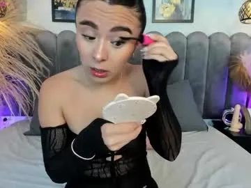 Offline viollet_xoxo on Chaturbate