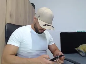 Offline walter_brownn01 on Chaturbate