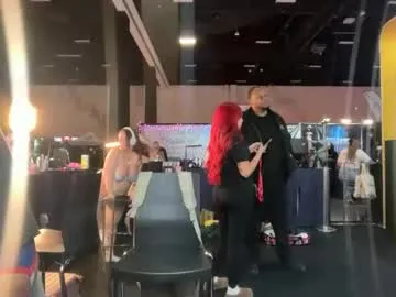 Chaturbate wesmyers is Freechat wesmyers — Chillin at #taboocalgary