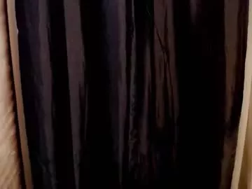 Offline yuriyumixx_xoxo on Chaturbate