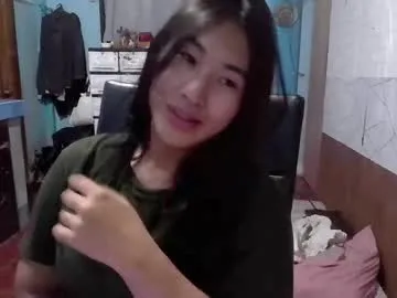 Offline yuriyumixx_xoxo on Chaturbate