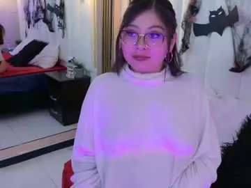 Offline zelenejones on Chaturbate