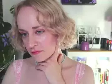 Offline zoeyryan on Chaturbate