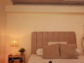 Freechat allizon_jay on Flirt4Free